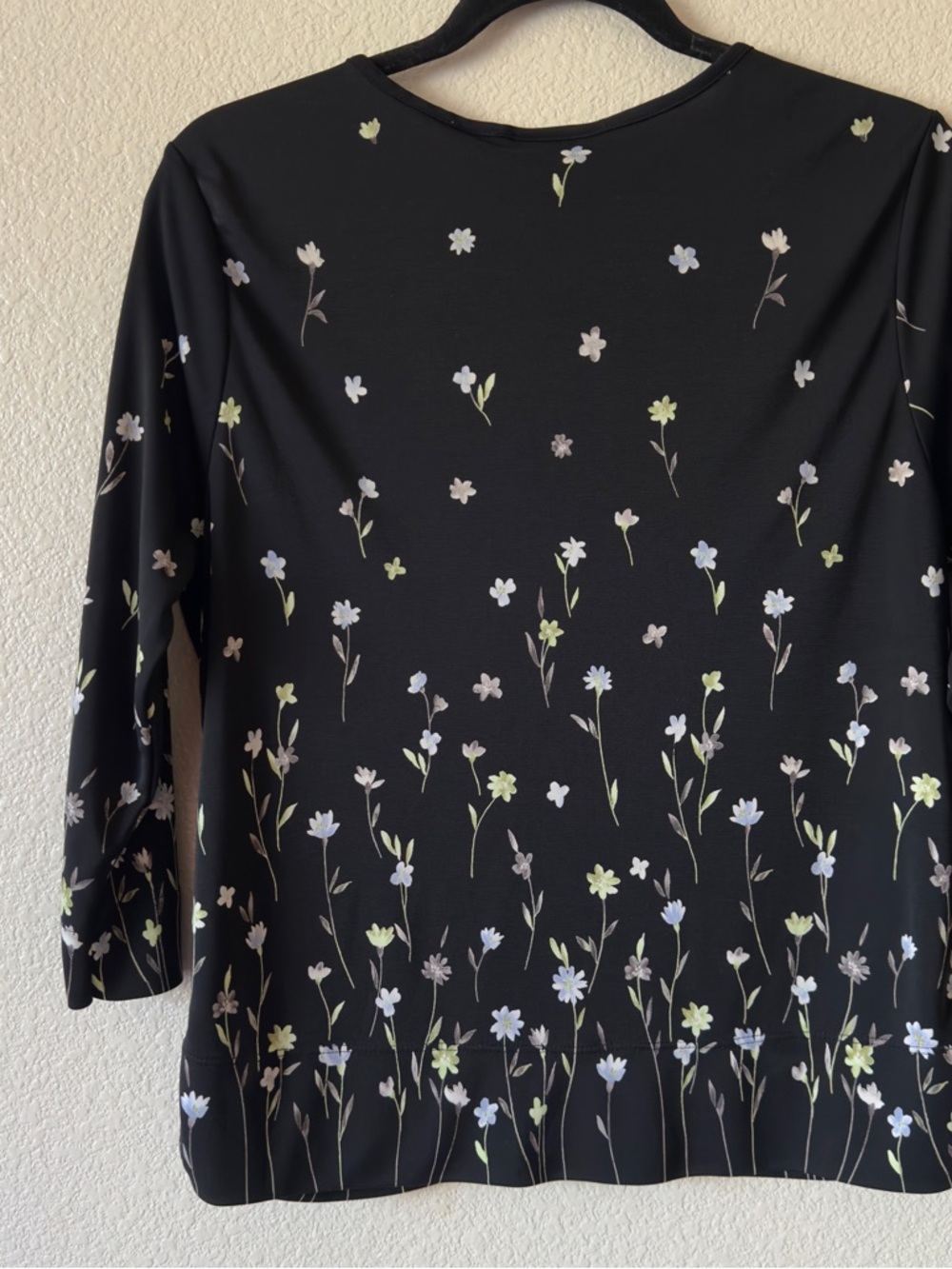 First Issue Claiborne Black Floral Button Front Long Sleeve Top y2K vtg - Picture 7 of 10